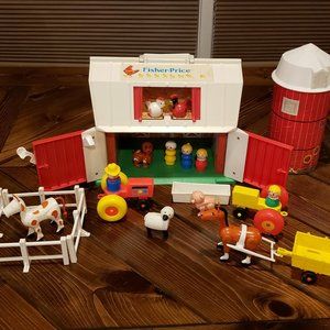 Vintage Fisher Price Little People Farm Barn Toy